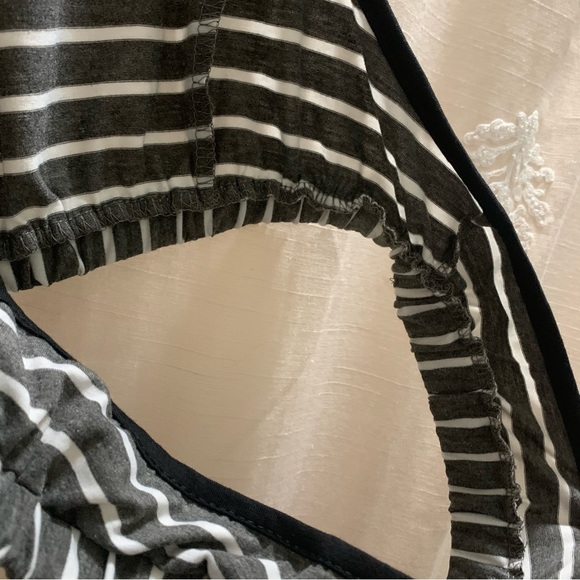 Striped Halter Sports Bra Style Bralette NWOT - Picture 8 of 10